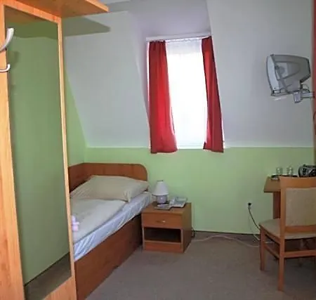 Zlata Noha Hotel