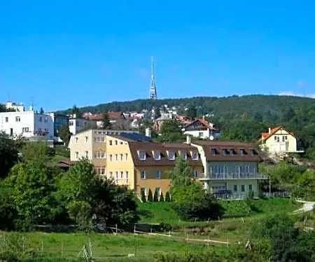 Zlata Noha Hotel 3*